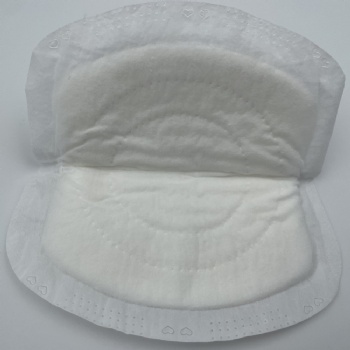 Breast pad for maternal mother